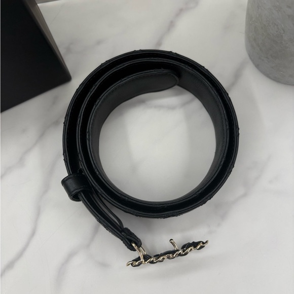 🔥CHANEL•2024 Chain CC Leather Quilted Belt 75/30 - Picture 4 of 6